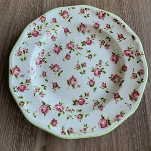 9” decorative plate